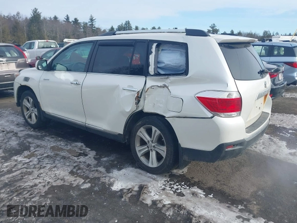 2011 Toyota Highlander Limited with VIN 5TDDK3EH5BS083808, listed as a IAAI auction lot 41559005 with 232,785 mi miles and . Bid and sale history available at DreamBid. Image 3.