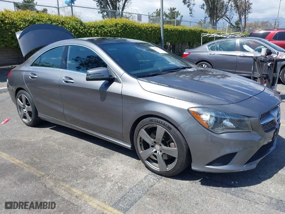 2015 Mercedes-Benz CLA-Class CLA 250 with VIN WDDSJ4EB4FN163193, listed as a IAAI auction lot 41958438 with 83,677 mi miles. Bid and sale history available at carsss.com. Image 1.