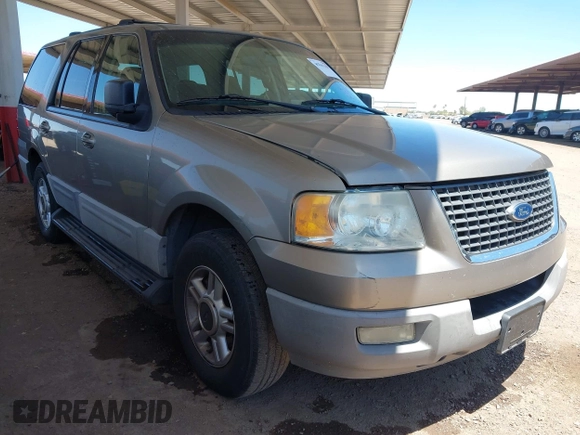 2003 Ford Expedition Special Service with VIN 1FMPU15L73LB62735, listed as a IAAI auction lot 42565384 with 231,637 mi miles and . Bid and sale history available at DreamBid. Image 1.