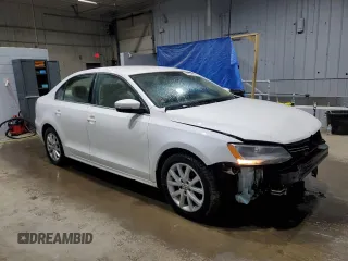 2013 Volkswagen Jetta Sedan SE w/Convenience/Sunroof with VIN 3VWBP7AJ6DM424612, listed as a Copart auction lot 48241275 with 124,177 mi miles and Salvage Title. Bid and sale history available at carsss.com. Image 4.
