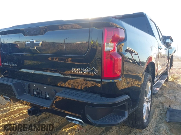 2024 Chevrolet Silverado 1500 with VIN 2GCUDJED2R1167839, listed as a IAAI auction lot 40941721 with Not Provided miles and . Bid and sale history available at DreamBid. Image 4.