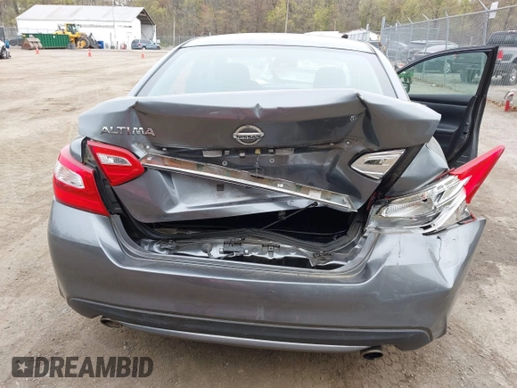 2016 Nissan Altima SR with VIN 1N4AL3AP5GC271627, listed as a IAAI auction lot 42013902 with 136,990 mi miles and . Bid and sale history available at carsss.com. Image 6.