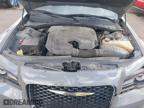2017 Chrysler 300 S Alloy Edition with VIN 2C3CCABG5HH526642, listed as a IAAI auction lot 41591164 with 75,574 mi miles and . Bid and sale history available at DreamBid. Image 10.