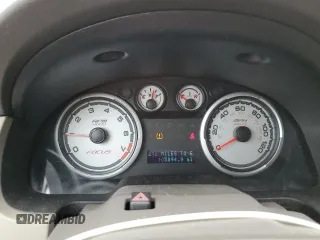 2008 Ford Focus SE z VIN 1FAHP35N38W173594, wystawiony jako Copart lot #52539115 z przebiegiem 105 894 mil mil oraz Szkoda całkowita • Salvage title. Historia ofert i sprzedaży dostępna na DreamBid. Obrazek 9.