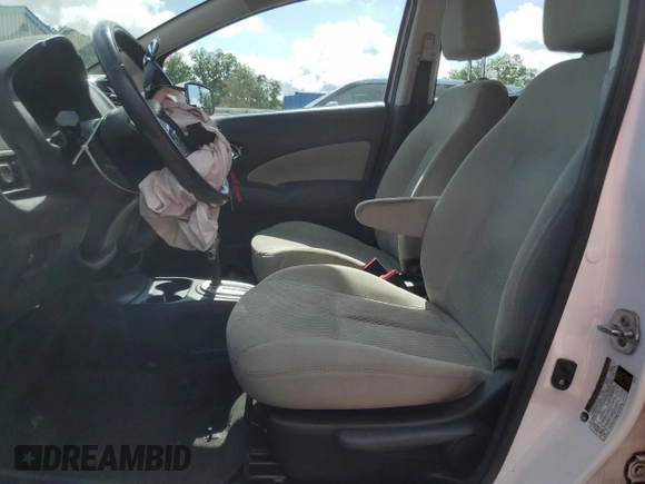 2015 Nissan Note SV with VIN 3N1CE2CP4FL359613, listed as a Copart auction lot 58637945 with Not provided miles and Salvage title. Bid and sale history available at DreamBid. Image 7.