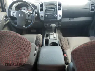 2012 Nissan Frontier Pro-4X z VIN 1N6AD0EV2CC463724, wystawiony jako Copart lot #47106655 z przebiegiem 172 005 mil mil oraz Szkoda całkowita • Salvage title. Historia ofert i sprzedaży dostępna na DreamBid. Obrazek 8.