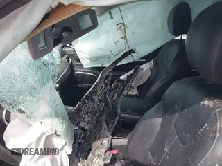 2020 Kia Telluride SX с VIN 5XYP54HC0LG052734, выставлен на аукционе IAAI как лот 42312087 с пробегом Не указан миль и . История ставок и продаж доступна на DreamBid. Изображение 5.