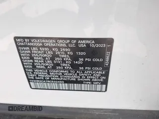 2024 Volkswagen Atlas SE z VIN 1V2HR2CA7RC532493, wystawiony jako IAAI lot #41970251 z przebiegiem 32 124 mil mil oraz . Historia ofert i sprzedaży dostępna na DreamBid. Obrazek 9.