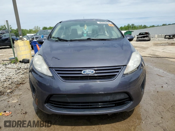 2012 Ford Fiesta S z VIN 3FADP4AJ4CM111525, wystawiony jako Copart lot #56293815 z przebiegiem 91 525 mil mil oraz Nie do naprawy • Non repairable. Historia ofert i sprzedaży dostępna na DreamBid. Obrazek 5.