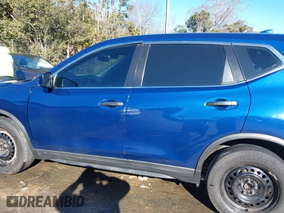 2018 Nissan Rogue S with VIN KNMAT2MT3JP531214, listed as a IAAI auction lot 41305056 with 157,310 mi miles. Bid and sale history available at carsss.com. Image 15.