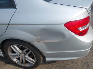 2013 Mercedes-Benz C 300 Sport с VIN WDDGF8AB5DR283434, выставлен на аукционе IAAI как лот 42375781 с пробегом 87 364 миль миль и . История ставок и продаж доступна на DreamBid. Изображение 15.
