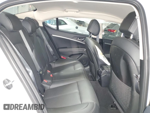 2023 Genesis G70 2.0T with VIN KMTG34TAXPU131832, listed as a Copart auction lot 44111124 with 3,203 mi miles and Non Repairable. Bid and sale history available at DreamBid. Image 10.