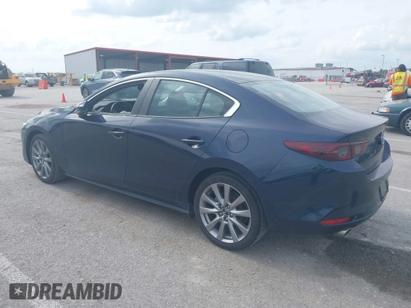 2021 Mazda 3 Select с VIN JM1BPBBL3M1334417, выставлен на аукционе IAAI как лот 42296677 с пробегом 37 142 миль миль и . История ставок и продаж доступна на DreamBid. Изображение 3.