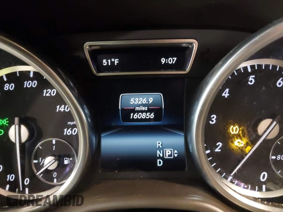 2014 Mercedes-Benz M 350 with VIN 4JGDA5HB5EA412462, listed as a IAAI auction lot 41328771 with 160,856 mi miles and . Bid and sale history available at carsss.com. Image 7.