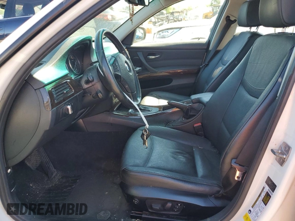 2011 BMW 3 Series 328i xDrive with VIN WBAPK5C50BA657839, listed as a Copart auction lot 56002195 with 109,883 mi miles and Clean title. Bid and sale history available at DreamBid. Image 7.