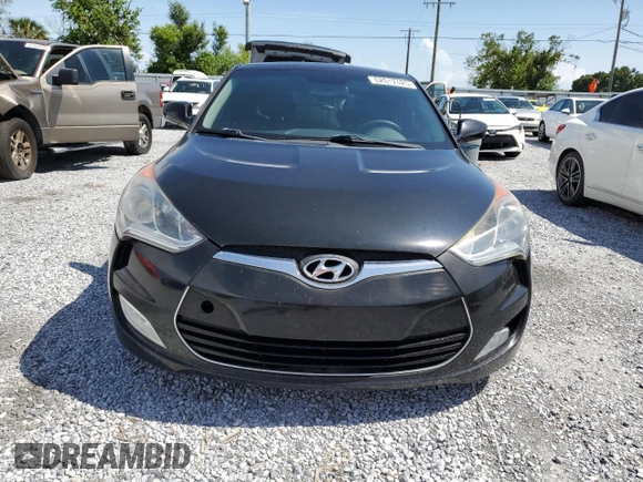 2013 Hyundai Veloster w/Gray Int with VIN KMHTC6AD0DU146529, listed as a Copart auction lot 62612425 with 128,554 mi miles and Clean title. Bid and sale history available at DreamBid. Image 5.