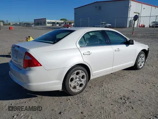 2011 Ford Fusion SE with VIN 3FAHP0HG3BR289870, listed as a IAAI auction lot 41853874 with 149,881 mi miles. Bid and sale history available at carsss.com. Image 4.
