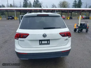 2018 Volkswagen Tiguan S with VIN 3VV0B7AXXJM051617, listed as a IAAI auction lot 41976860 with 66,186 mi miles. Bid and sale history available at carsss.com. Image 16.