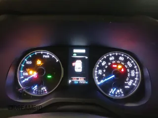 2021 Toyota RAV4 Hybrid XLE with VIN JTMRWRFV2MD125979, listed as a IAAI auction lot 41686695 with 79,737 mi miles. Bid and sale history available at carsss.com. Image 7.