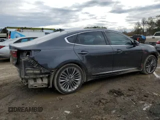 2019 Kia Cadenza Technology with VIN KNALC4J13K5173811, listed as a Copart auction lot 88353065 with 87,420 mi miles and Salvage Title. Bid and sale history available at carsss.com. Image 3.