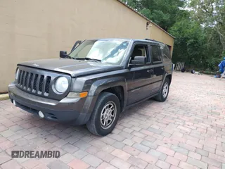 2015 Jeep Patriot Sport with VIN 1C4NJPBB9FD118169, listed as a Copart auction lot 55759395 with 197,648 mi miles and Clean Title. Bid and sale history available at DreamBid. Image 2.