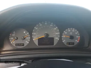 2000 Mercedes-Benz CLK 320/430 z VIN WDBLK70G4YT035047, wystawiony jako Copart lot #52852405 z przebiegiem 141 197 mil mil oraz Szkoda całkowita • Salvage title. Historia ofert i sprzedaży dostępna na DreamBid. Obrazek 9.