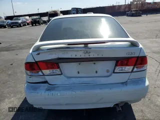 2002 Infiniti G20 Luxury z VIN JNKCP11A52T509667, wystawiony jako Copart lot #72986584 z przebiegiem 119 458 mil mil oraz Szkody całkowita. Historia ofert i sprzedaży dostępna na DreamBid. Obrazek 6.