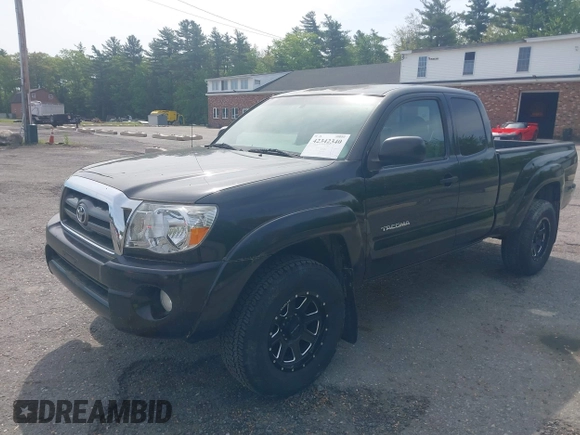 2010 Toyota Tacoma z VIN 5TEUU4EN4AZ743120, wystawiony jako IAAI lot #42342340 z przebiegiem 121 546 mil mil oraz . Historia ofert i sprzedaży dostępna na DreamBid. Obrazek 18.
