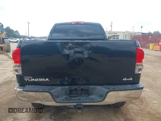 2008 Toyota Tundra z VIN 5TBBV54168S522904, wystawiony jako IAAI lot #42144836 z przebiegiem 190 610 mil mil oraz . Historia ofert i sprzedaży dostępna na DreamBid. Obrazek 17.