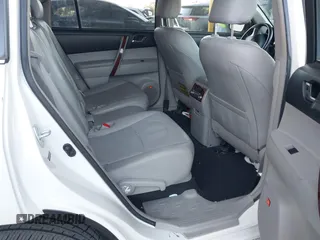 2013 Toyota Highlander Limited z VIN JTEDC3EH1D2012964, wystawiony jako IAAI lot #41666516 z przebiegiem 231 737 mil mil oraz . Historia ofert i sprzedaży dostępna na DreamBid. Obrazek 8.