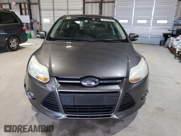 2014 Ford Focus SE with VIN 1FADP3K21EL264093, listed as a Copart auction lot 47473955 with 159,200 mi miles and Clean Title. Bid and sale history available at carsss.com. Image 5.