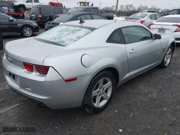 2010 Chevrolet Camaro 1LT with VIN 2G1FB1EV5A9150636, listed as a IAAI auction lot 41267157 with 182792 miles. Bid and sale history available at carsss.com. Image 4.
