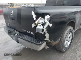 2008 Nissan Titan SE with VIN 1N6BA06A98N346260, listed as a IAAI auction lot 41511692 with 305,762 mi miles. Bid and sale history available at carsss.com. Image 6.