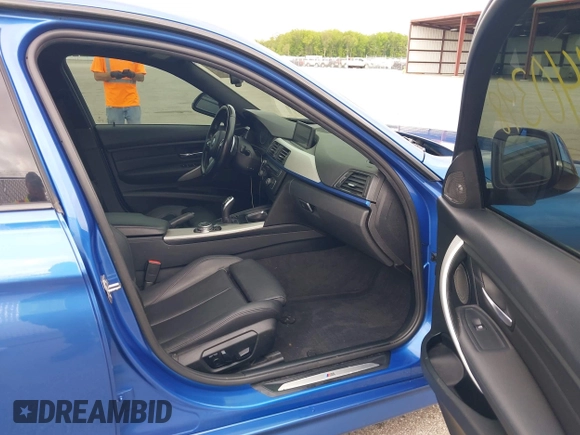 2015 BMW 3 Series 328i xDrive with VIN WBA3B3C57FJ985025, listed as a IAAI auction lot 42140398 with 134,643 mi miles and . Bid and sale history available at DreamBid. Image 5.
