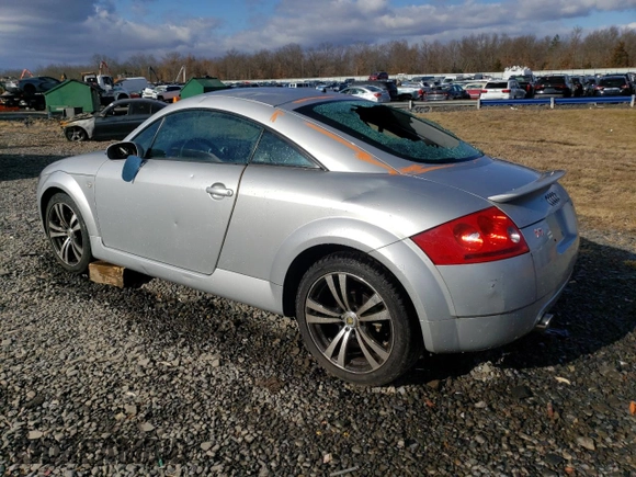 2001 Audi TT with VIN TRUWX28NX11020730, listed as a Copart auction lot 83046404 with 116,767 mi miles and Salvage Title. Bid and sale history available at carsss.com. Image 2.