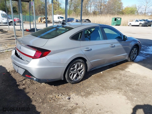 2023 Hyundai Sonata SEL with VIN KMHL64JA6PA286379, listed as a IAAI auction lot 41981653 with 32,350 mi miles. Bid and sale history available at carsss.com. Image 4.