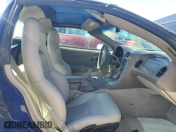 2004 Chevrolet Corvette with VIN 1G1YY22G445103084, listed as a Copart auction lot 76530724 with 0 mi miles and Non Repairable. Bid and sale history available at carsss.com. Image 10.