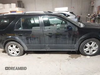 2005 Ford Freestyle Limited with VIN 1FMDK06195GA49784, listed as a IAAI auction lot 41623607 with 179,033 mi miles. Bid and sale history available at carsss.com. Image 13.