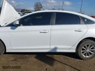 2019 Hyundai Sonata SE with VIN 5NPE24AF3KH738066, listed as a IAAI auction lot 41568251 with 100,688 mi miles. Bid and sale history available at carsss.com. Image 14.