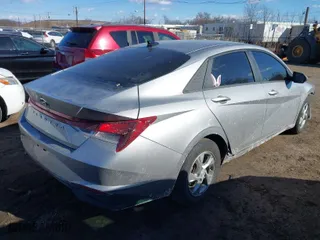 2022 Hyundai Elantra SE with VIN 5NPLL4AGXNH072907, listed as a IAAI auction lot 41440994 with 71,594 mi miles. Bid and sale history available at carsss.com. Image 4.