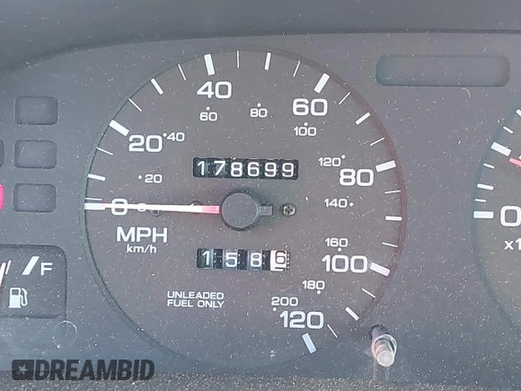 1998 Nissan Altima XE with VIN 1N4DL01D9WC223547, listed as a IAAI auction lot 41275743 with 178,699 mi miles. Bid and sale history available at carsss.com. Image 15.