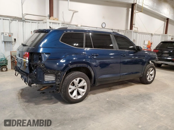 2018 Volkswagen Atlas SE with VIN 1V2LR2CA3JC578157, listed as a Copart auction lot 55812345 with 107,577 mi miles and Clean title. Bid and sale history available at DreamBid. Image 3.