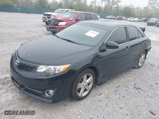 2014 Toyota Camry L with VIN 4T1BF1FK4EU309911, listed as a IAAI auction lot 41919036 with 109,633 mi miles. Bid and sale history available at carsss.com. Image 17.