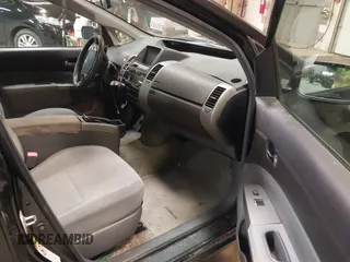 2005 Toyota Prius z VIN JTDKB20U953034977, wystawiony jako IAAI lot #42177898 z przebiegiem 199 079 mil mil oraz . Historia ofert i sprzedaży dostępna na DreamBid. Obrazek 5.