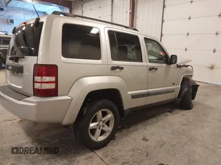 2009 Jeep Liberty Sport with VIN 1J8GN28K09W552232, listed as a IAAI auction lot 41306465 with 158,293 mi miles and . Bid and sale history available at DreamBid. Image 4.