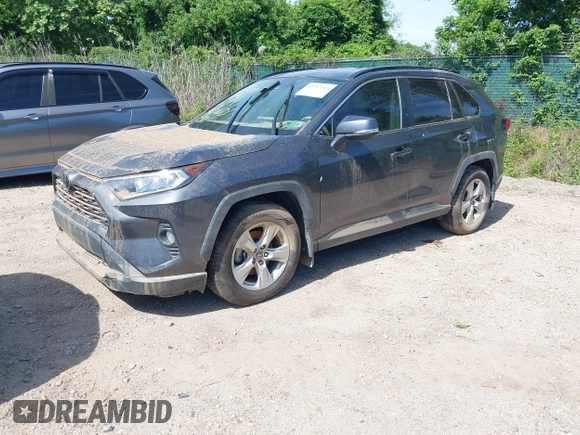 2021 Toyota RAV4 XLE with VIN 2T3P1RFV1MC214257, listed as a IAAI auction lot 42297014 with Not provided miles and . Bid and sale history available at DreamBid. Image 17.