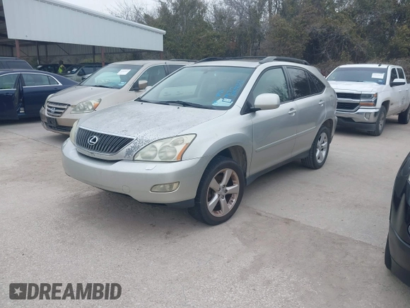 2007 Lexus RX 350 with VIN JTJGK31U270006689, listed as a IAAI auction lot 41638323 with 210,381 mi miles. Bid and sale history available at carsss.com. Image 2.