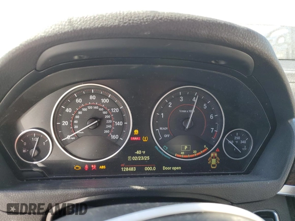 2019 BMW 4 Series 430i z VIN WBA4J1C56KBM12925, wystawiony jako Copart lot #47027555 z przebiegiem 128 483 mil mil oraz Szkody całkowita. Historia ofert i sprzedaży dostępna na DreamBid. Obrazek 9.