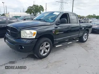 2006 Dodge 1500 SLT z VIN 1D7HA18206S712488, wystawiony jako IAAI lot #42218792 z przebiegiem 138 447 mil mil oraz . Historia ofert i sprzedaży dostępna na DreamBid. Obrazek 2.
