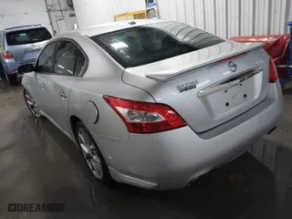 2011 Nissan Maxima 3.5 SV w/Premium Pkg with VIN 1N4AA5AP8BC815743, listed as a IAAI auction lot 41568783 with 198,077 mi miles. Bid and sale history available at carsss.com. Image 3.